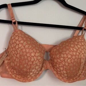 Victoria’s Secret Elegant Lace Bra in Peach and Gold